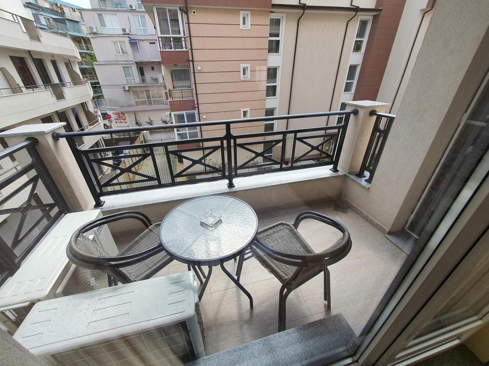 Таня 10 Apartment Pomorie Exterior photo